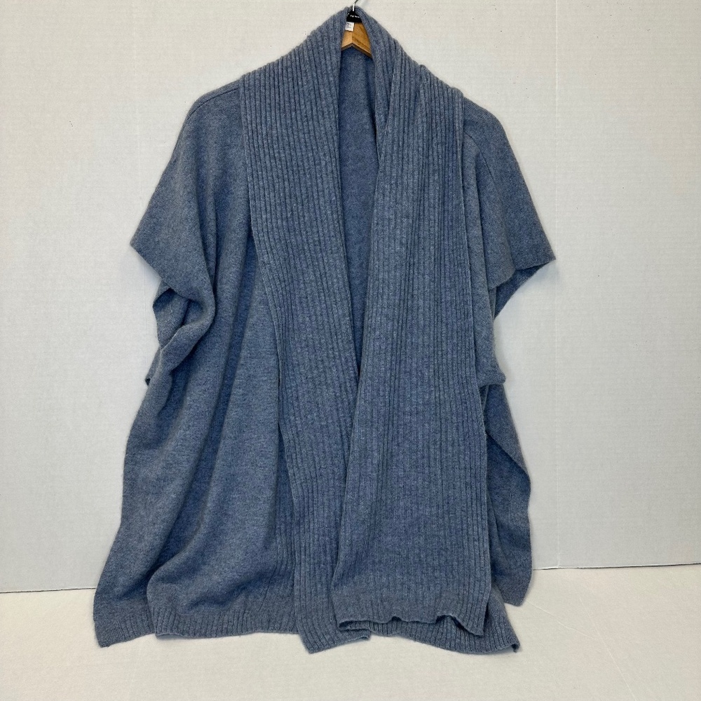 Soft By Naadam Cashmere Blue Short Sleeve Open Cardigan Poncho size M/L
